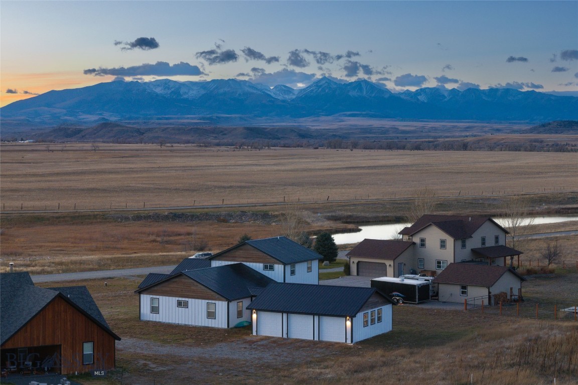Yellowstone Meadows - Residential