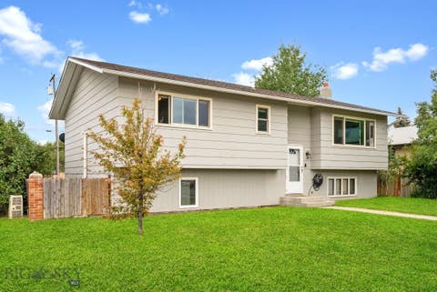 Photo of 1112 Dewey Boulevard Blvd, Butte, MT 59701 (MLS # 413556)