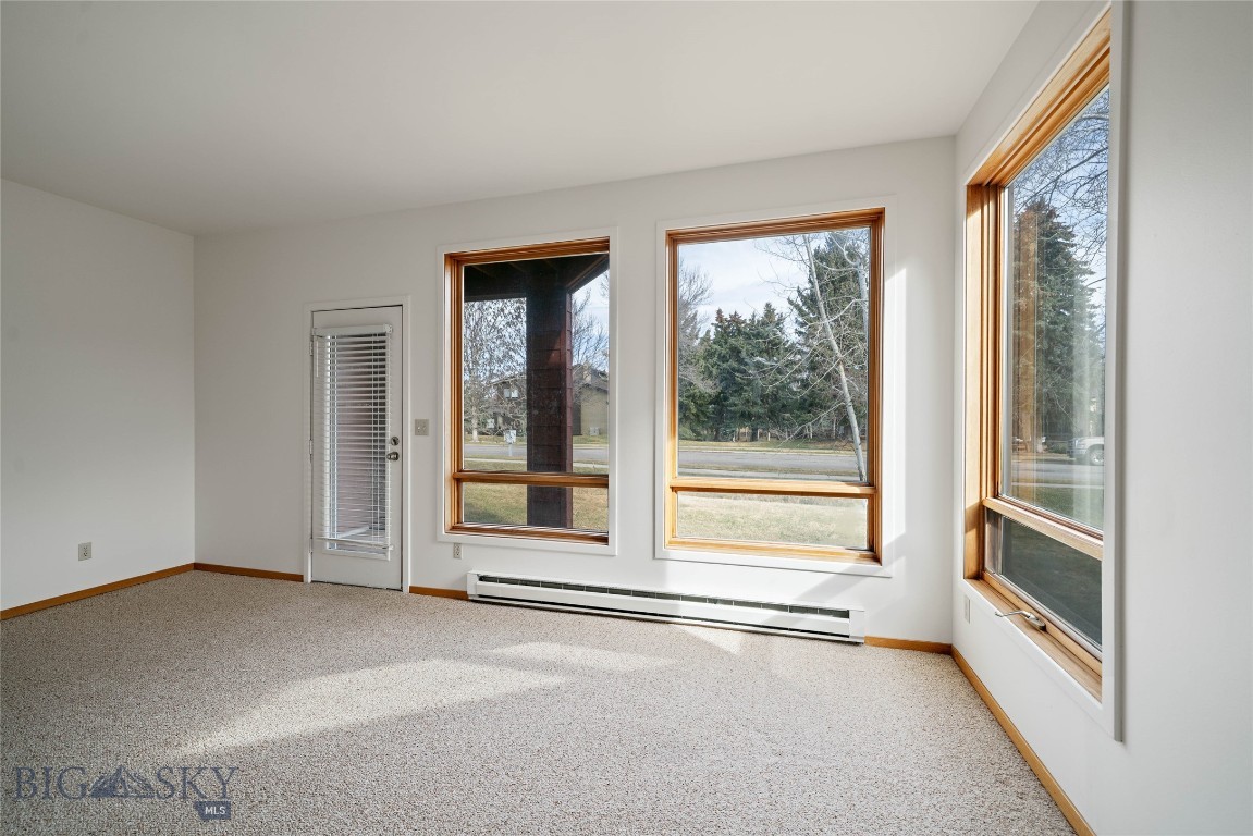 Two Creek Condo - Residential