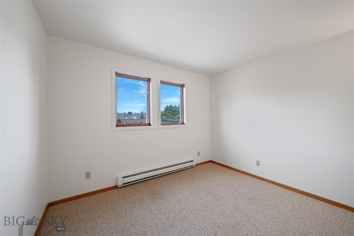 Two Creek Condo - Residential