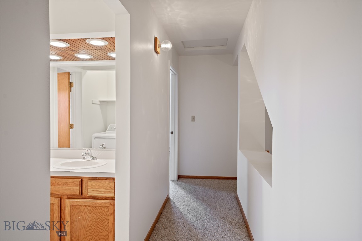 Two Creek Condo - Residential