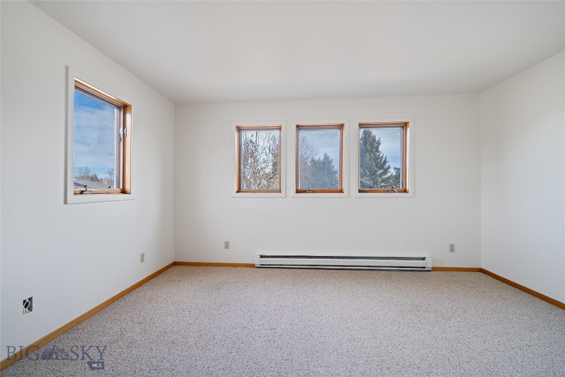 Two Creek Condo - Residential