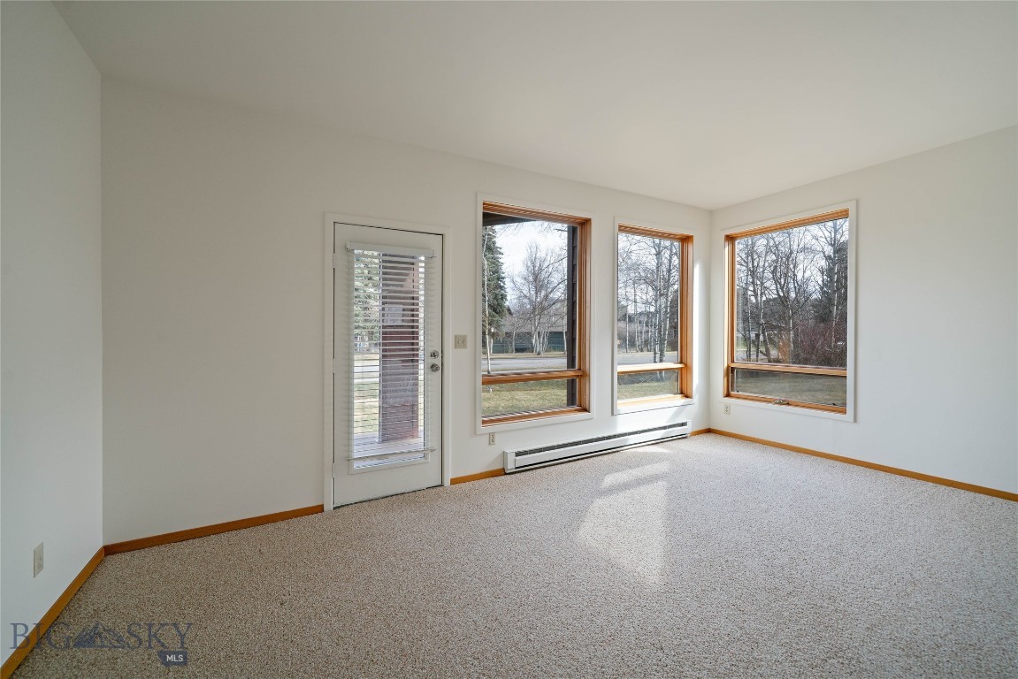 Two Creek Condo - Residential