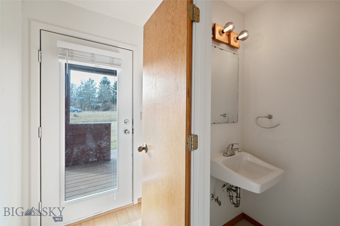 Two Creek Condo - Residential