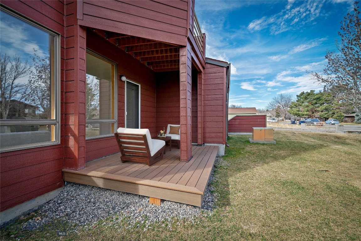 Two Creek Condo - Residential