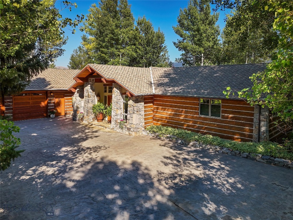 127 Rainbow Point Road