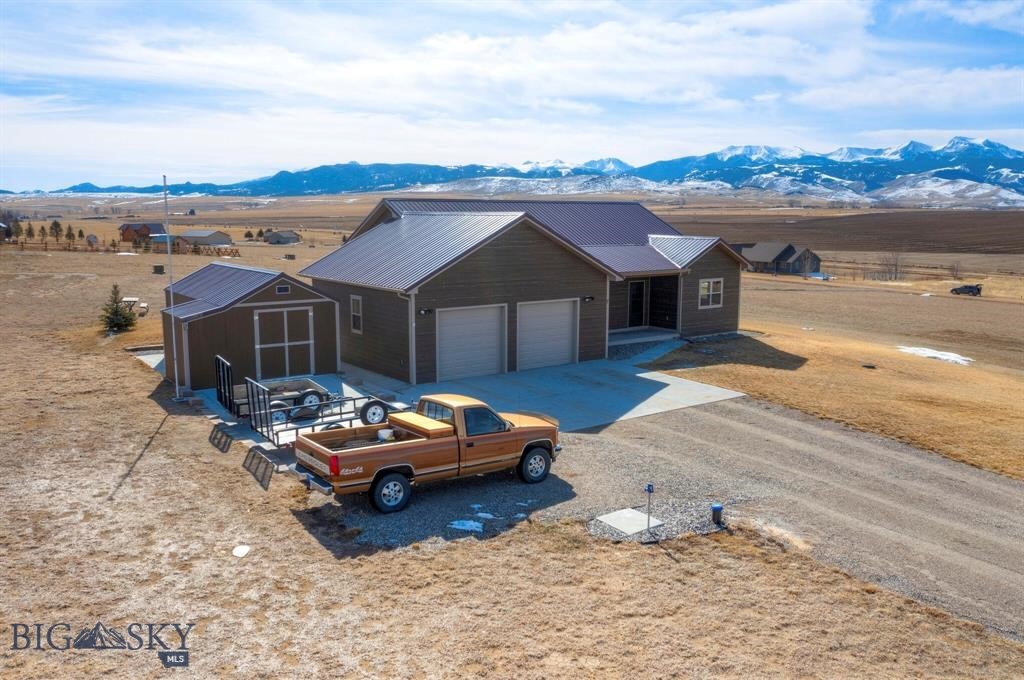 7 Whitetail Drive