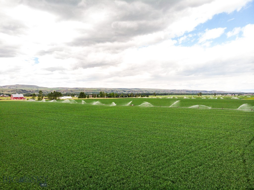 TBD de Rham Valley Drive