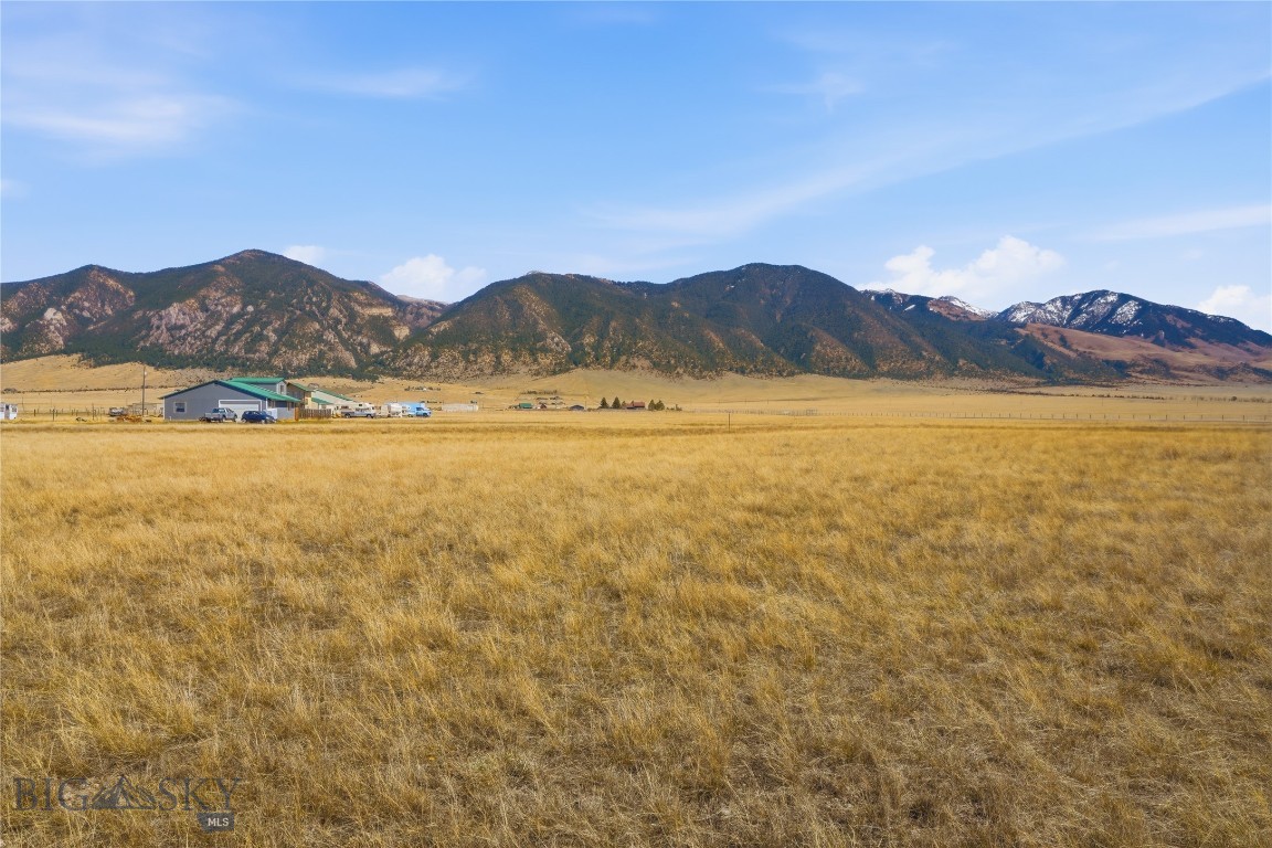 Shining Mountain Airpark - Land