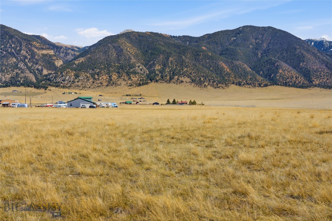 Shining Mountain Airpark - Land