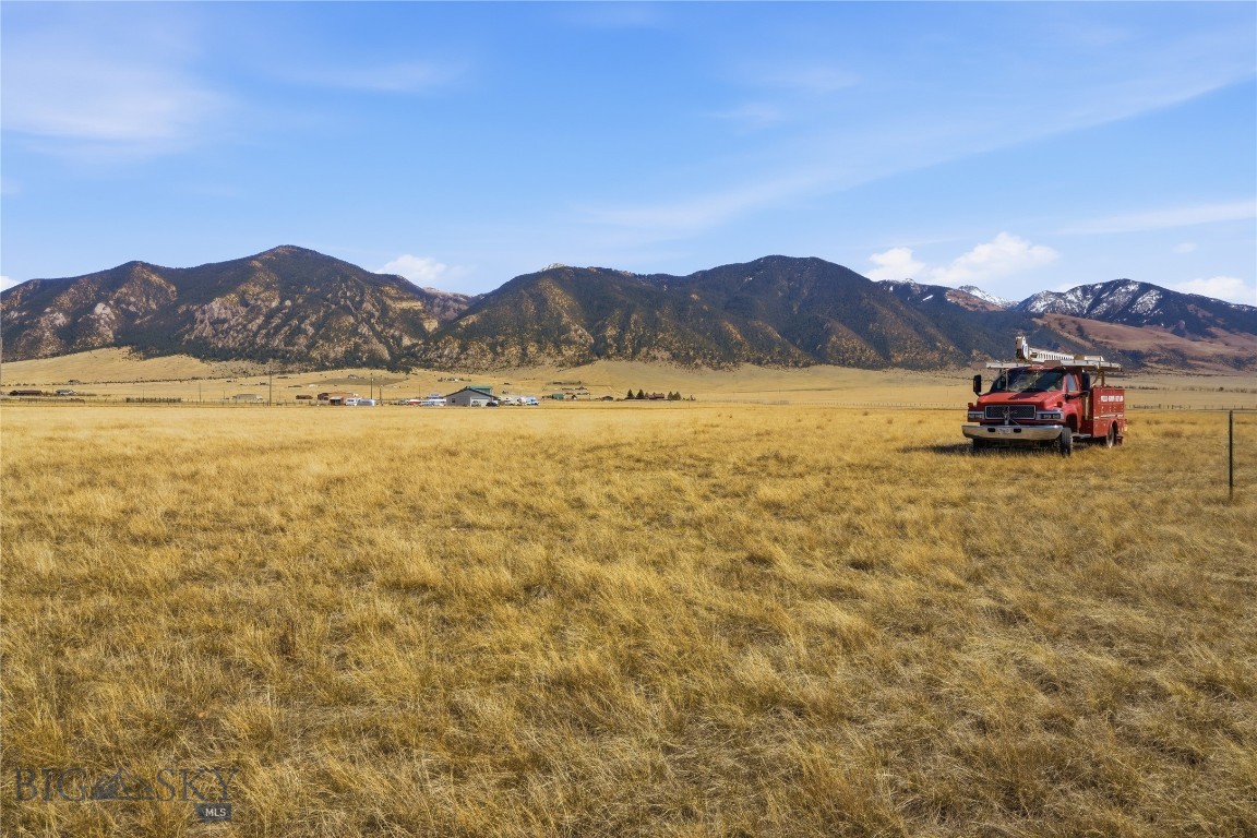 Shining Mountain Airpark - Land