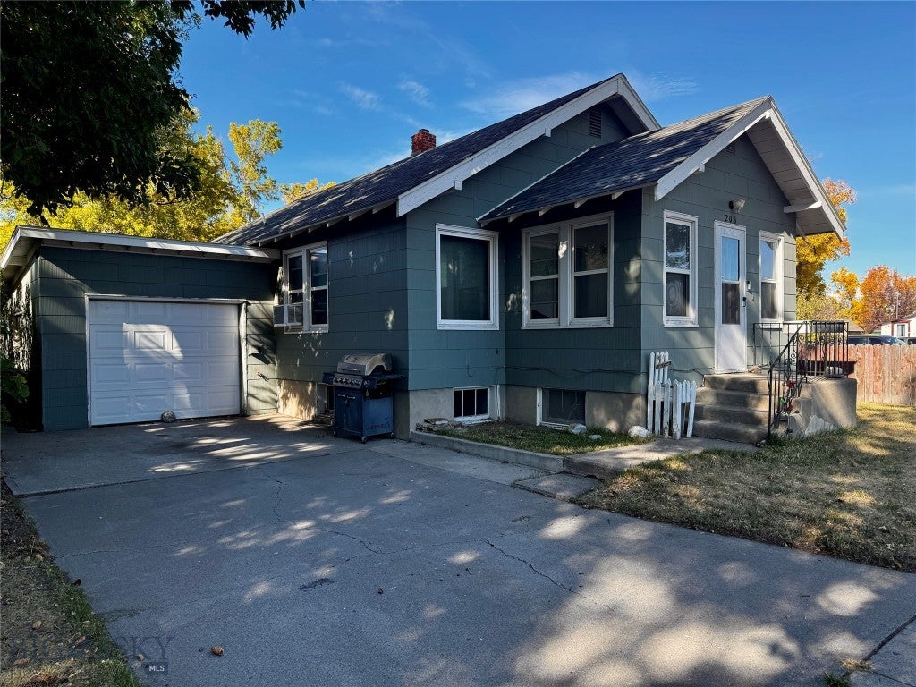 206 W Front Street