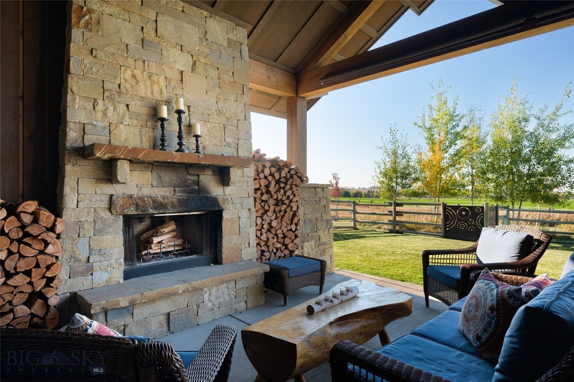 Bozeman, Montana 59718, United States, 3 Bedrooms Bedrooms, ,4 BathroomsBathrooms,Residential,Active,164420