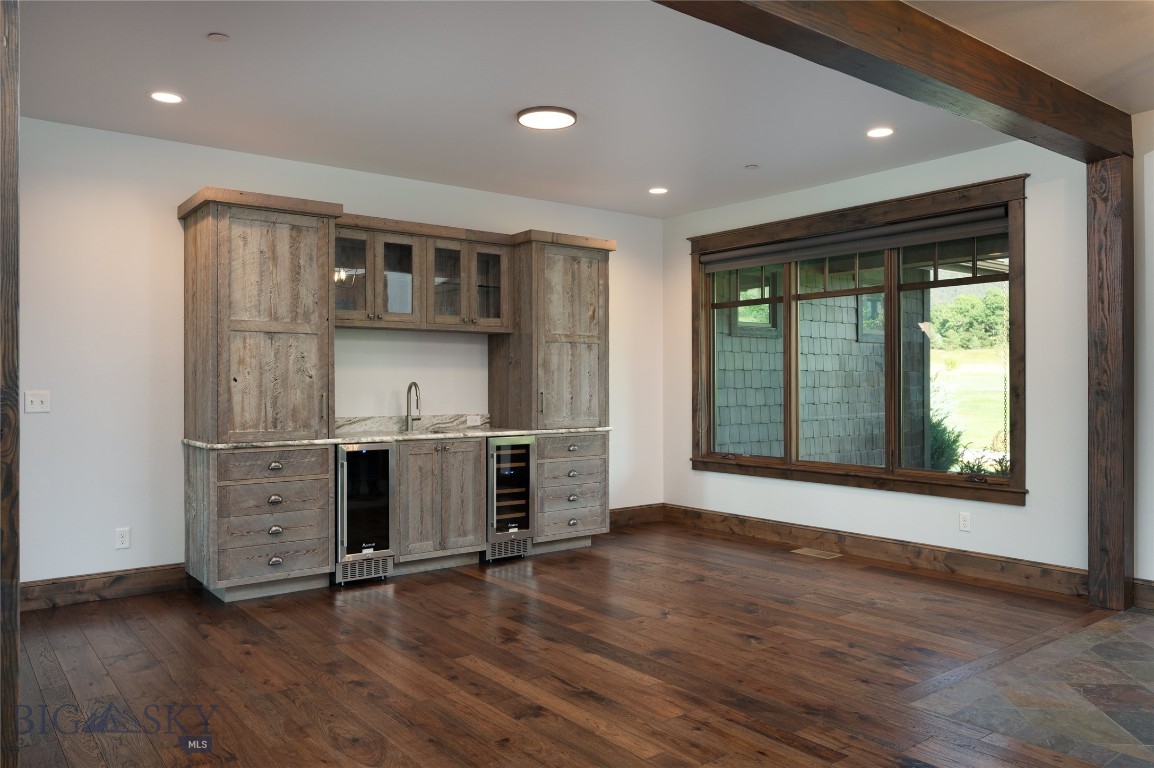 Bozeman, Montana 59718, United States, 3 Bedrooms Bedrooms, ,4 BathroomsBathrooms,Residential,Active,164420