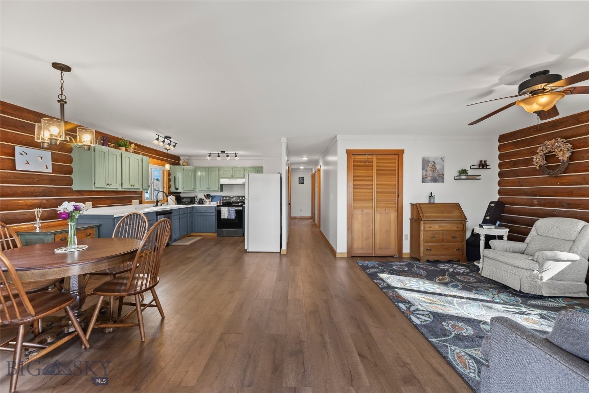 Milwaukee Land Company - Residential