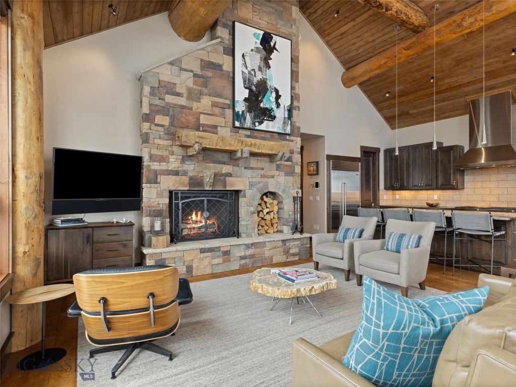 Cascade Ridge Condos - Residential