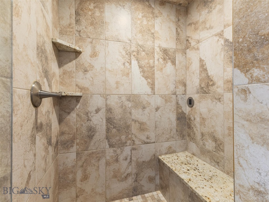 Cascade Ridge Condos - Residential