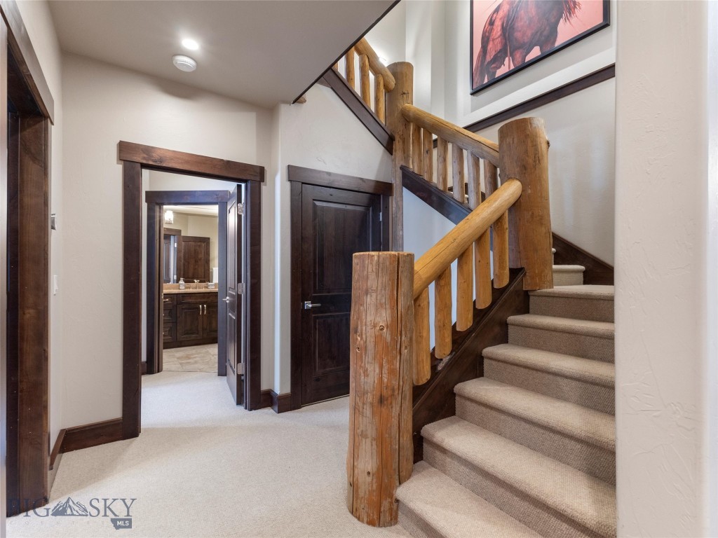 Cascade Ridge Condos - Residential
