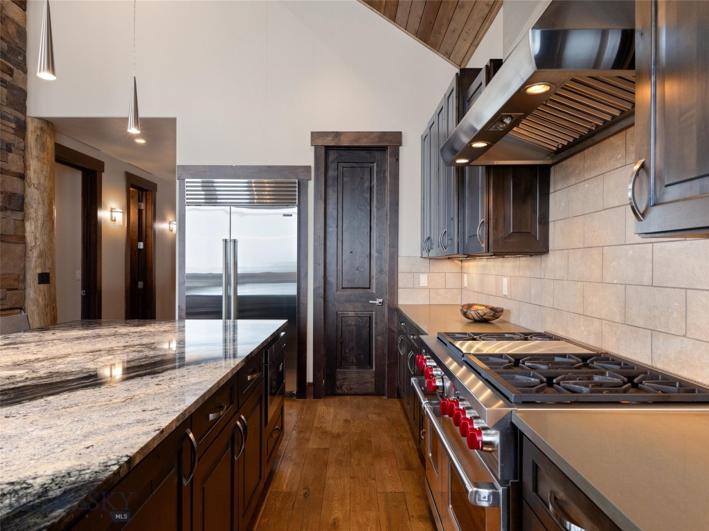 Cascade Ridge Condos - Residential