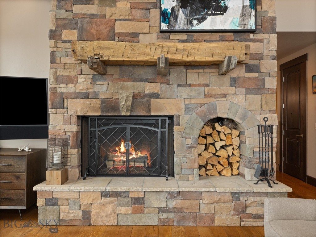 Cascade Ridge Condos - Residential
