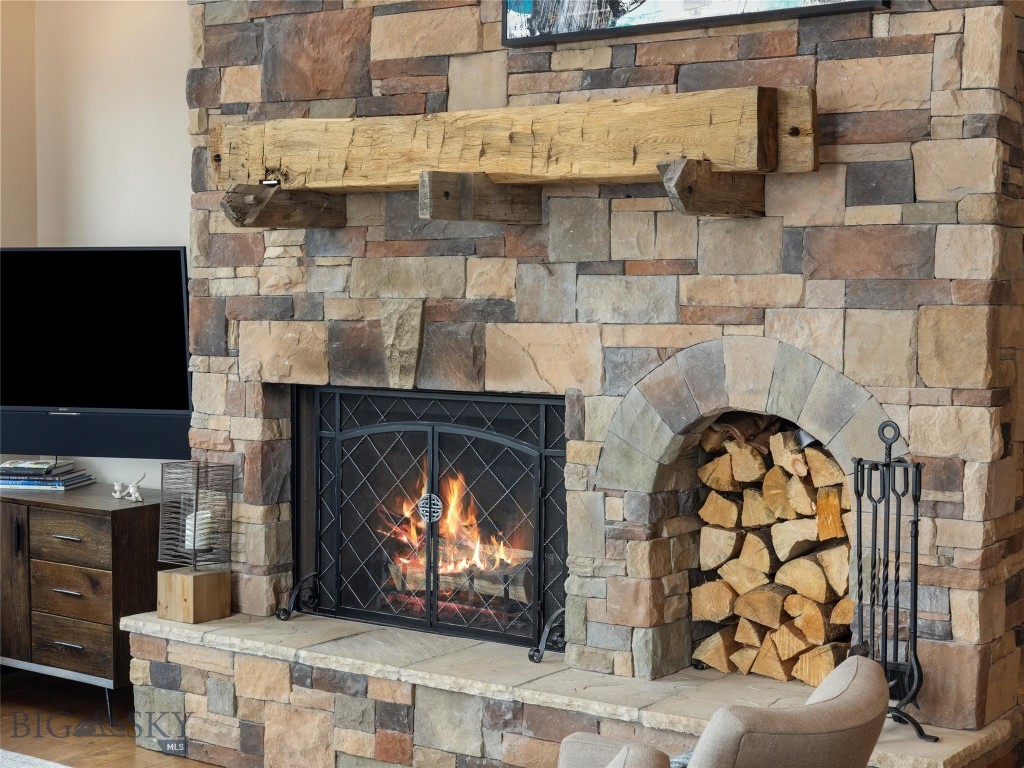 Cascade Ridge Condos - Residential