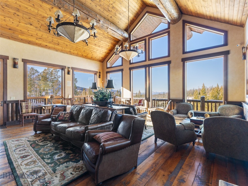 Cascade Ridge Condos - Residential