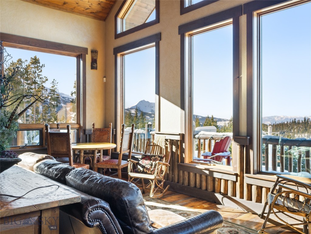 Cascade Ridge Condos - Residential