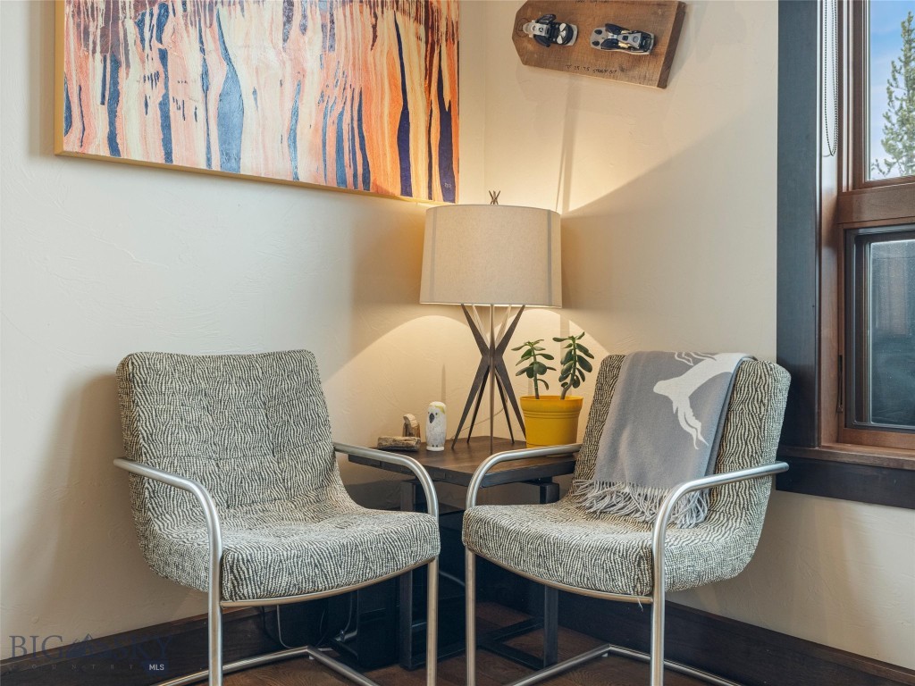 Cascade Ridge Condos - Residential