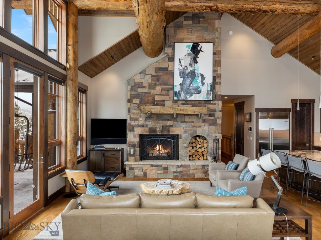 Cascade Ridge Condos - Residential