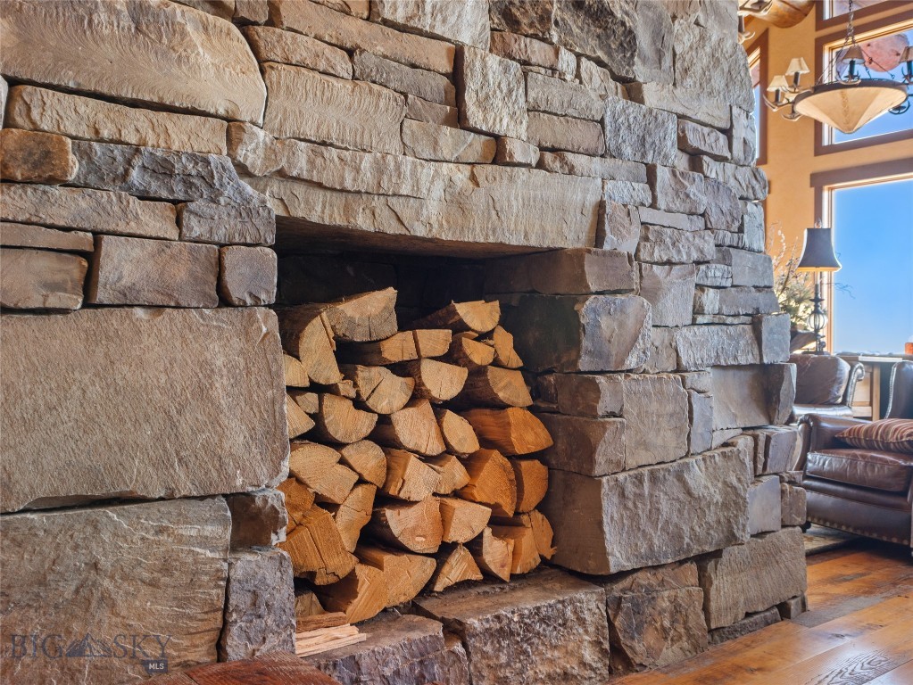 Cascade Ridge Condos - Residential