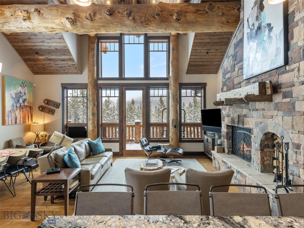 Cascade Ridge Condos - Residential
