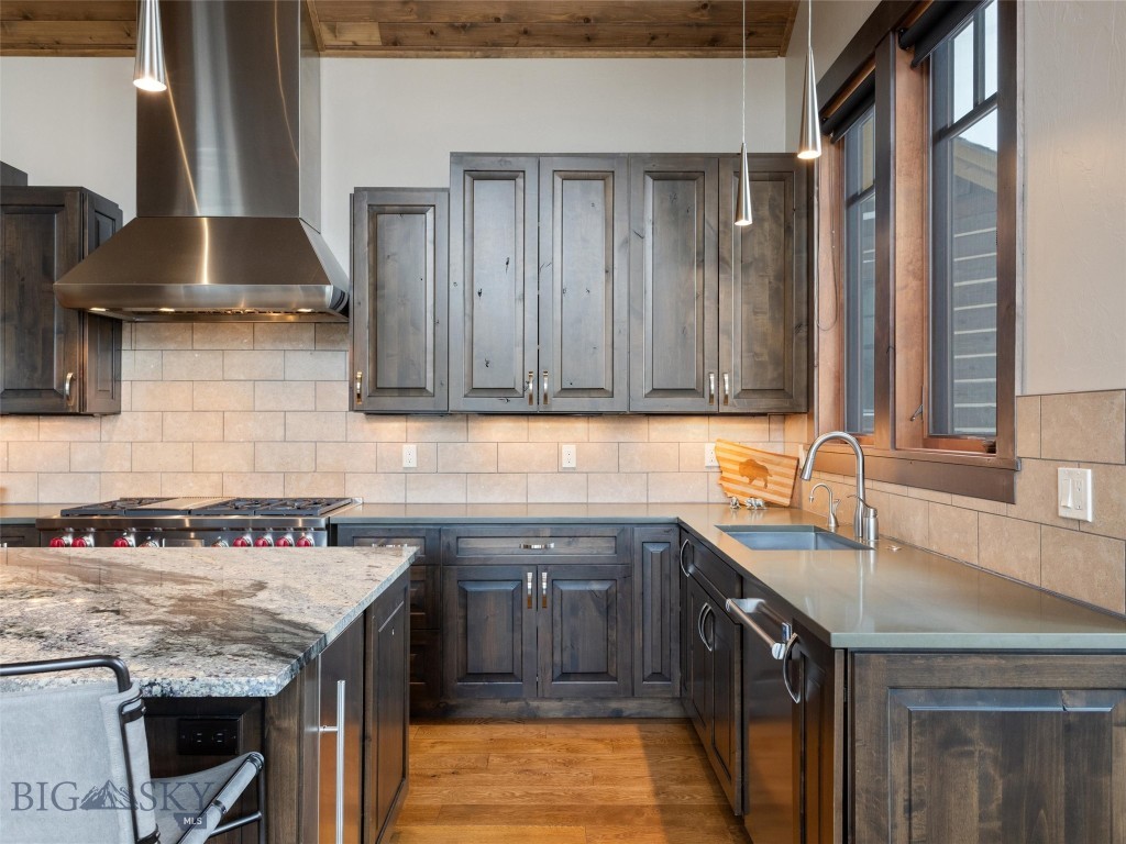 Cascade Ridge Condos - Residential