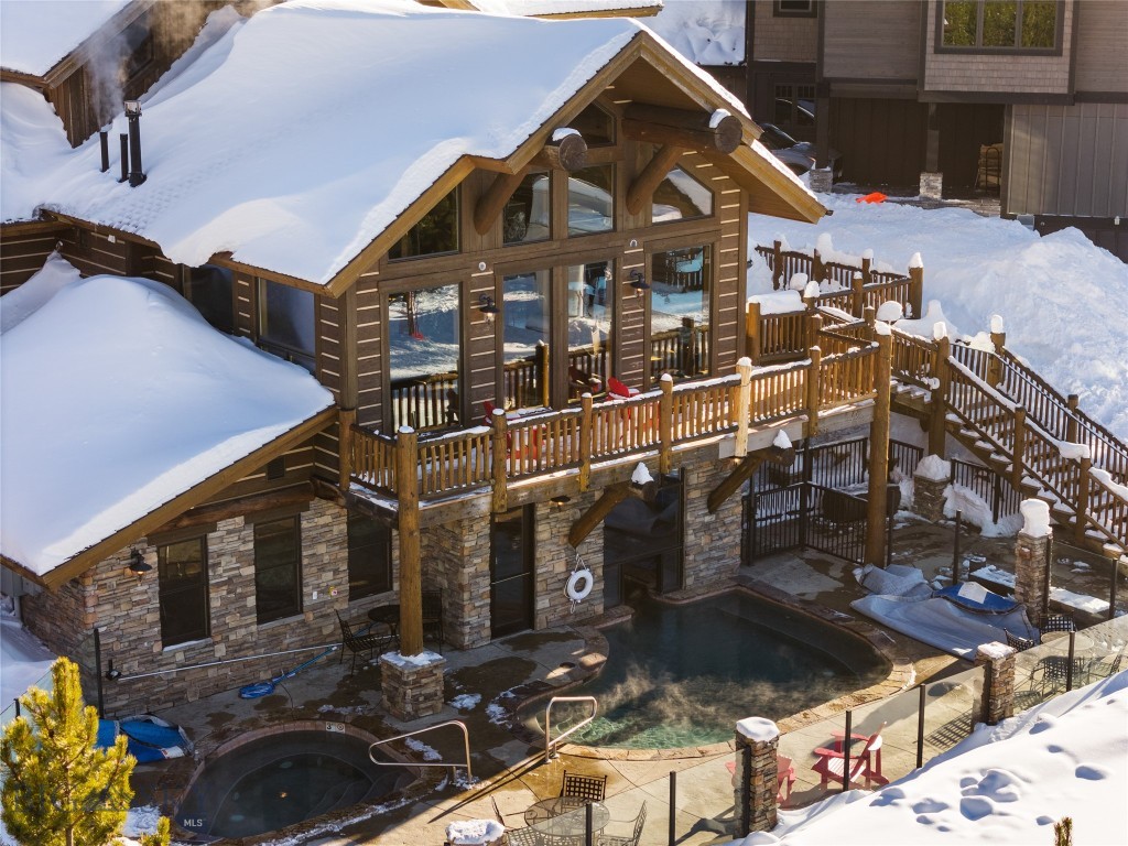 Cascade Ridge Condos - Residential
