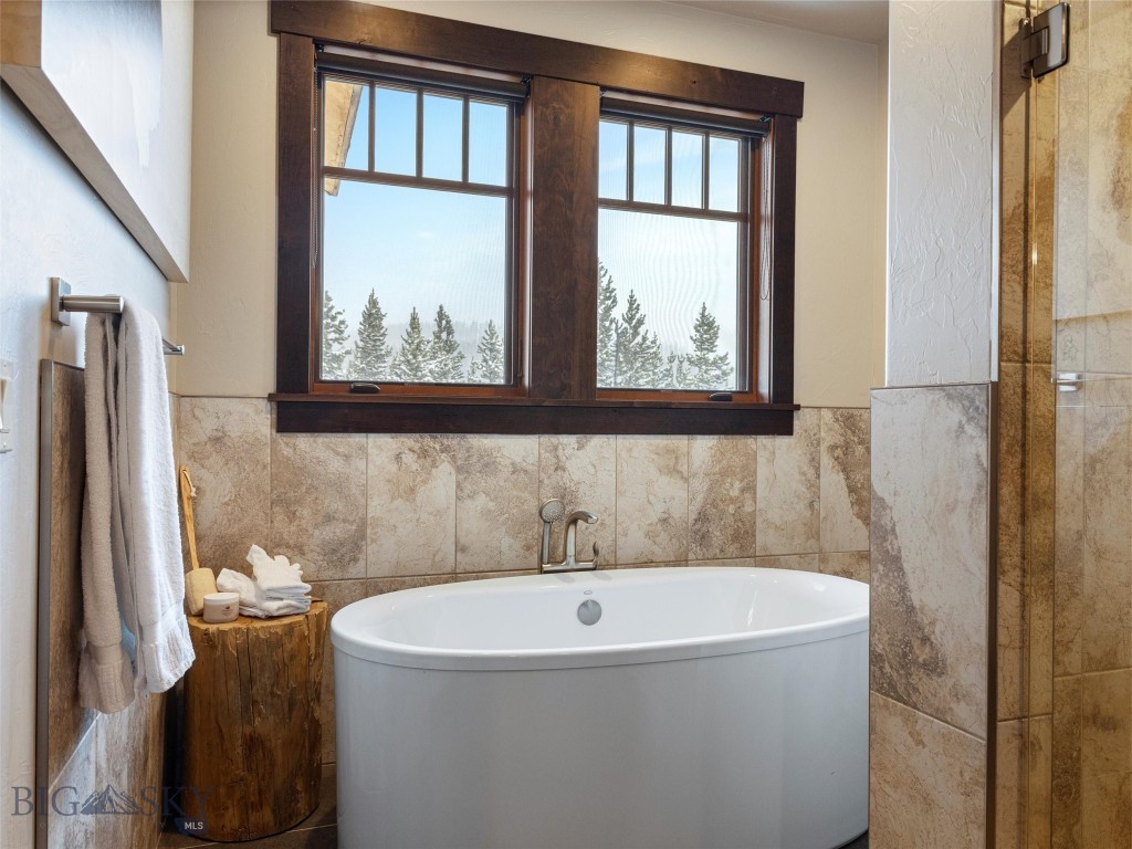 Cascade Ridge Condos - Residential