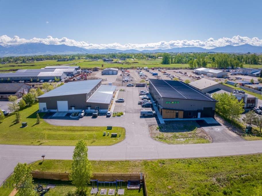 Shedhorn - Commercial Lease