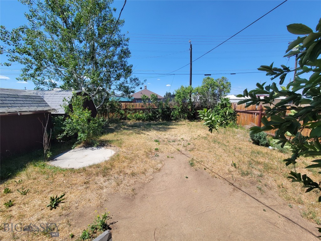 Butte, Montana 59701, United States, 2 Bedrooms Bedrooms, ,1 BathroomBathrooms,Residential,Pending,52872