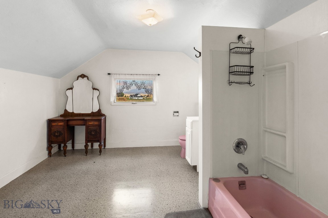 Ross Creek - Residential