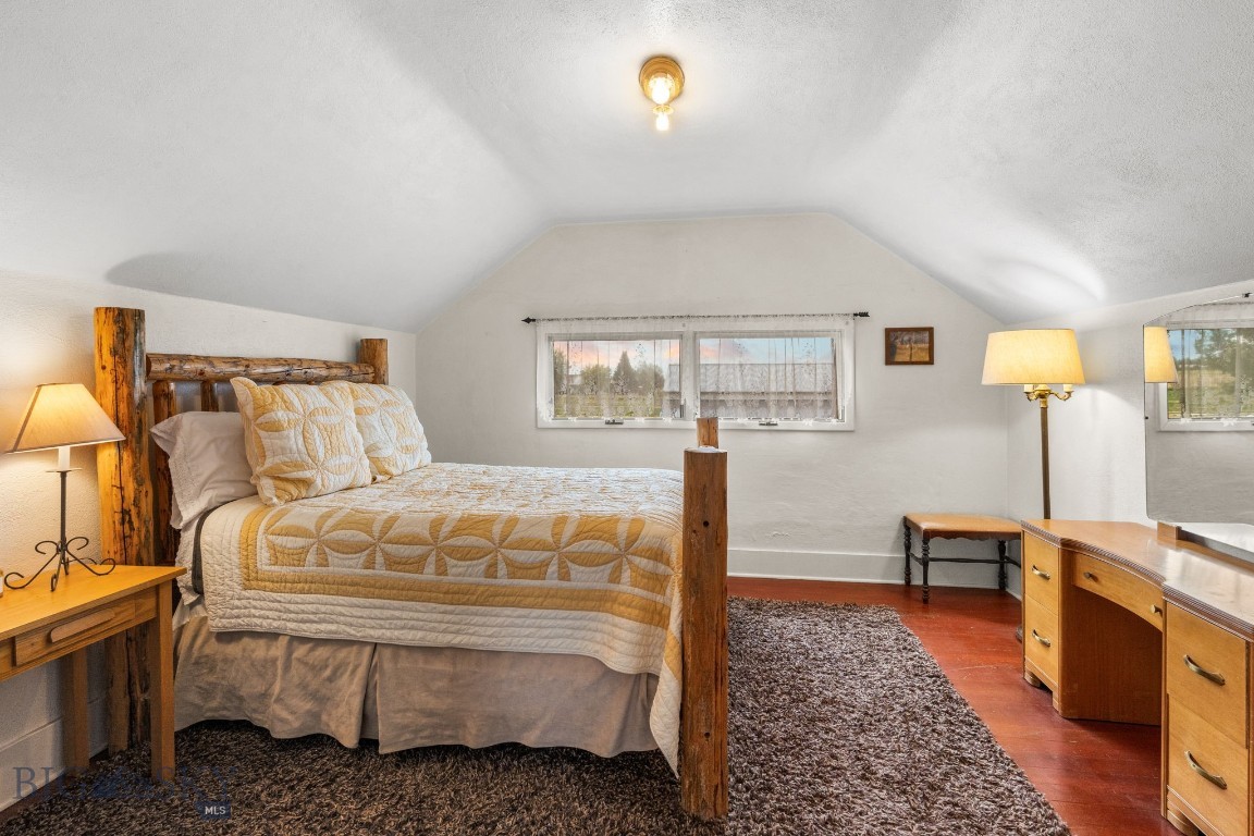 Ross Creek - Residential