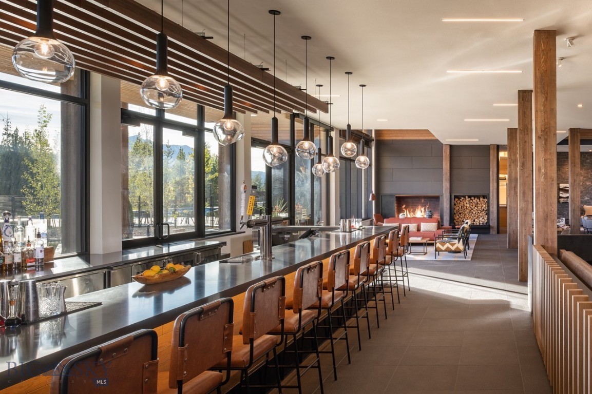 LakeLodge Residences - Residential