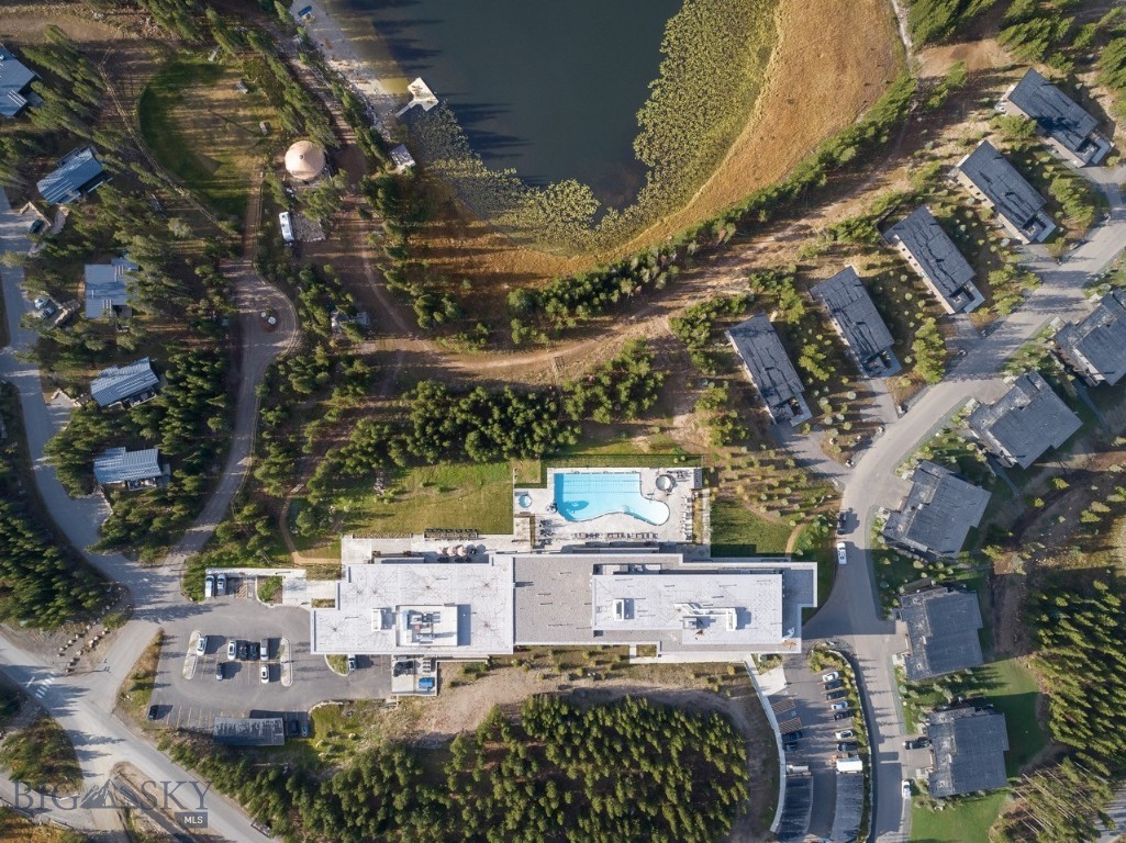 LakeLodge Residences - Residential