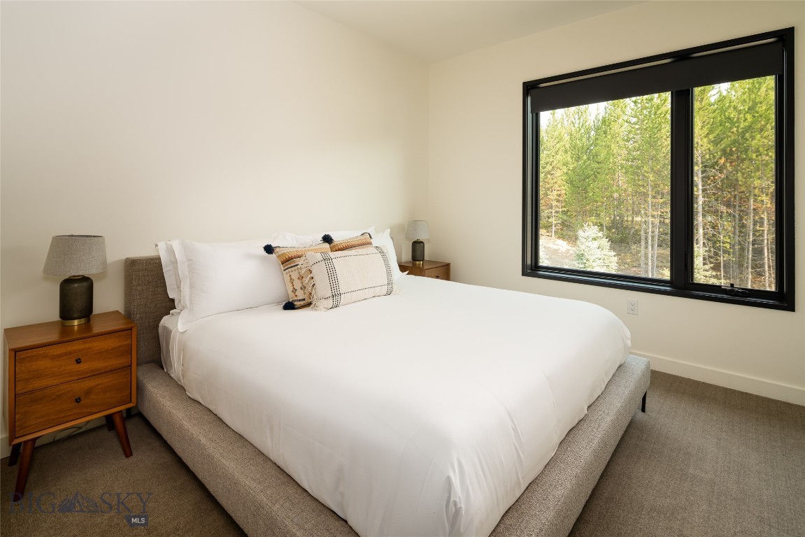 LakeLodge Residences - Residential