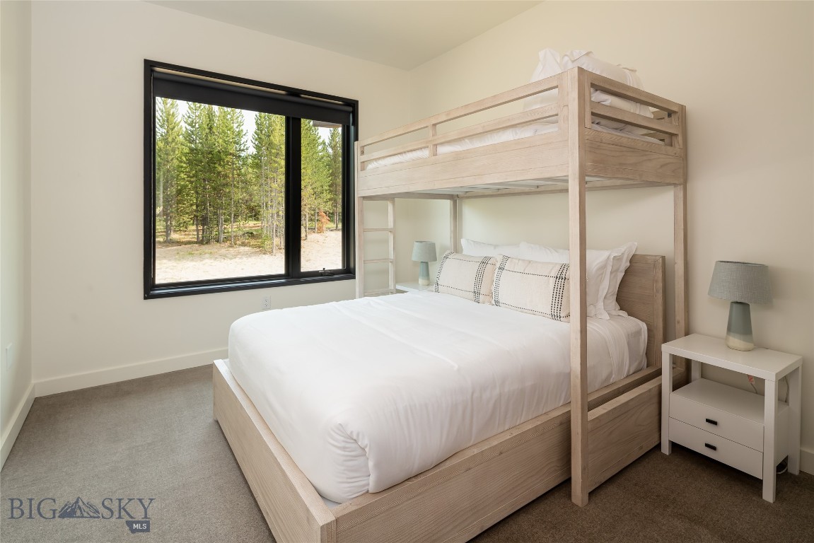 LakeLodge Residences - Residential