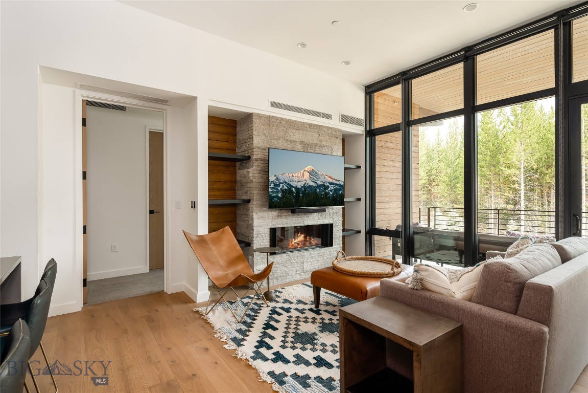 4 Boathouse Way R4/221