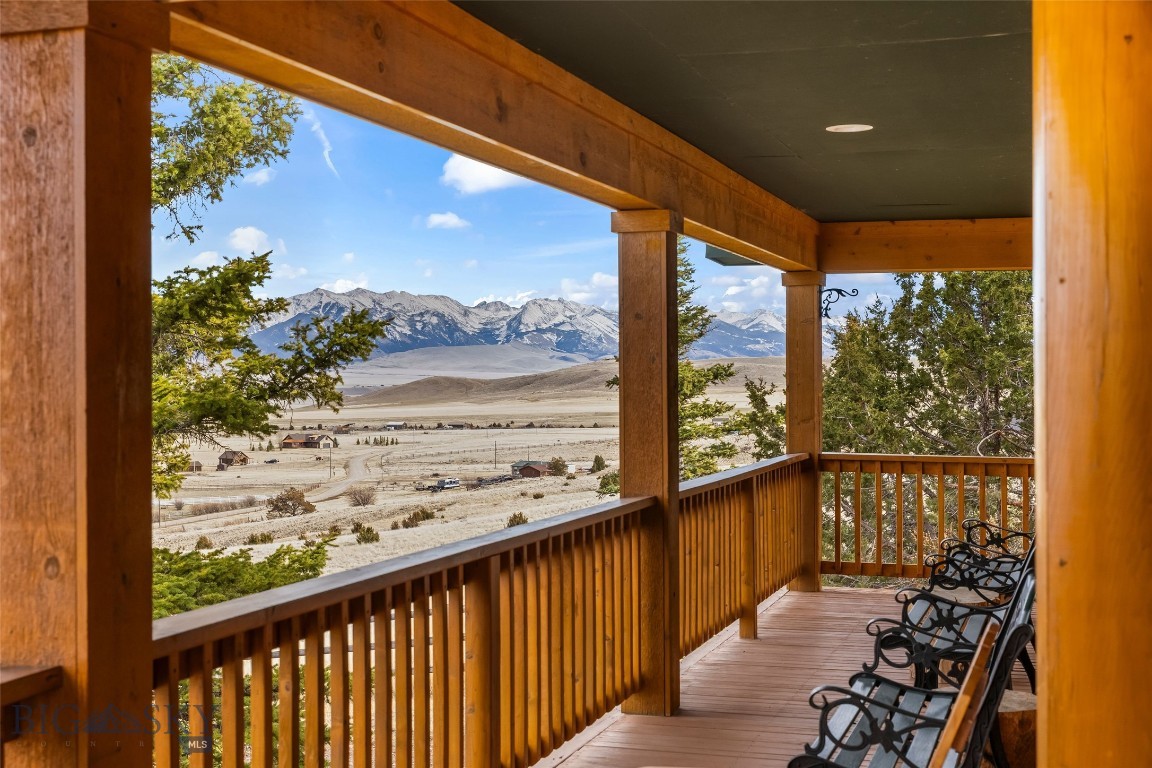 Shining Mountain Unit II - Residential