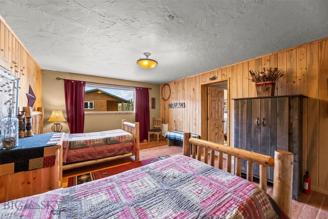 Shining Mountain Unit II - Residential