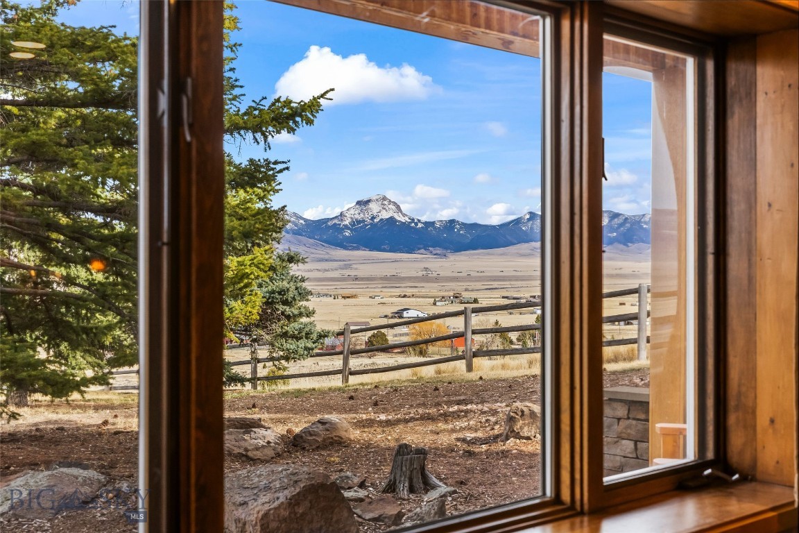 Shining Mountain Unit II - Residential