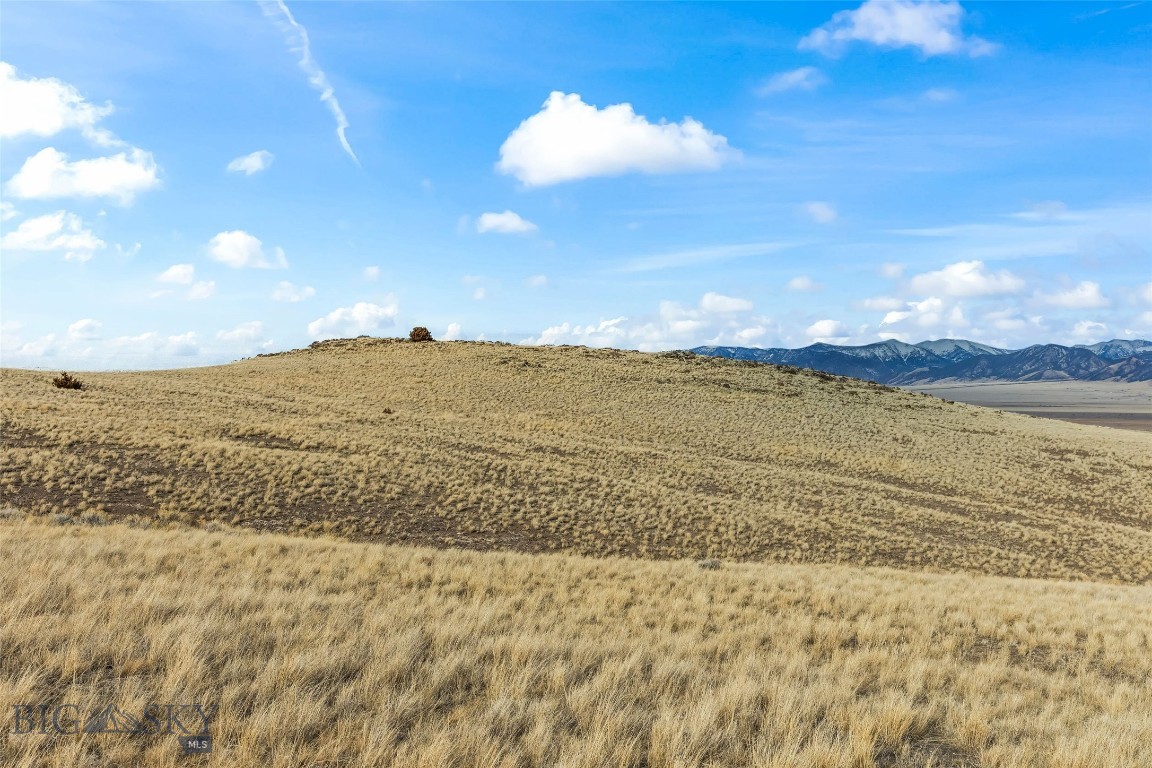 Shining Mountain Unit II - Residential