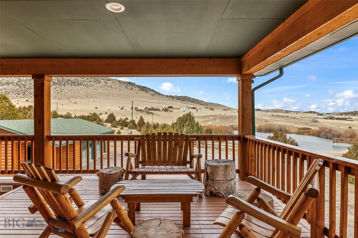 Shining Mountain Unit II - Residential