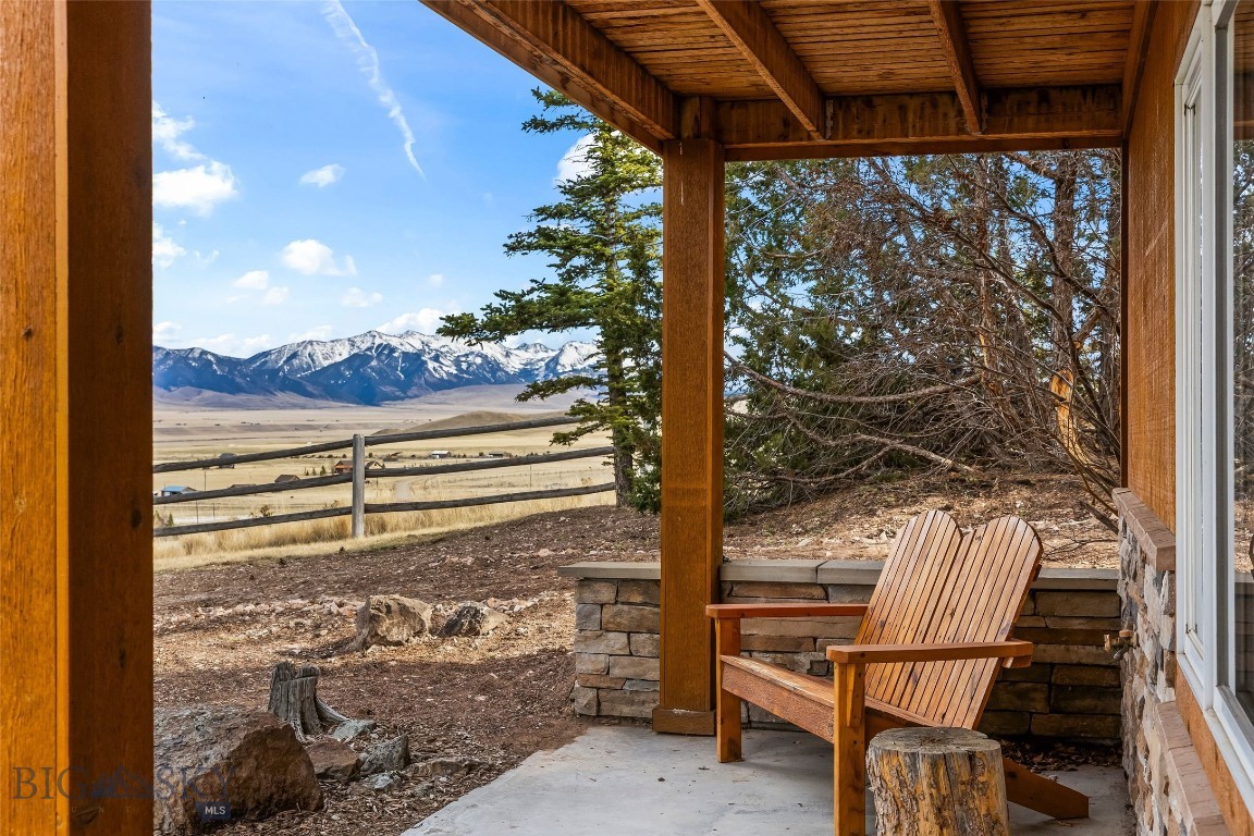 Shining Mountain Unit II - Residential