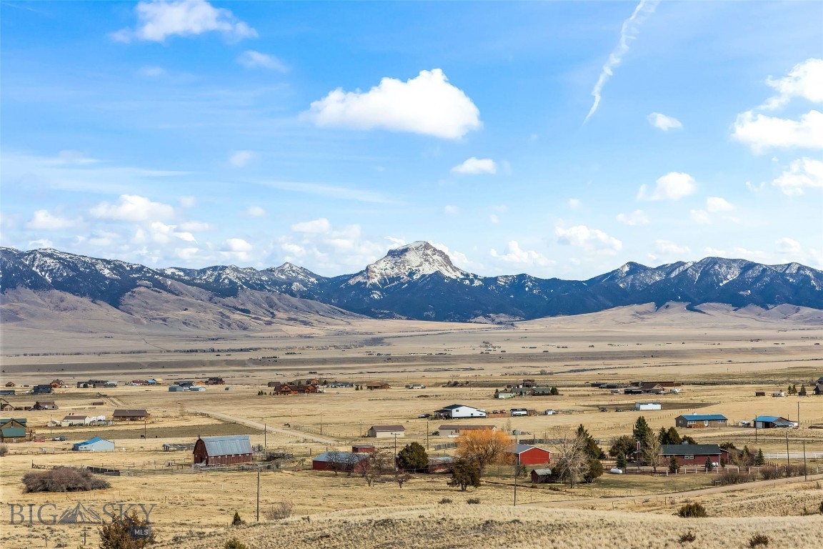 Shining Mountain Unit II - Residential